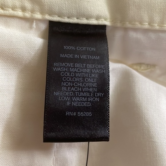 NWT EXPRESS Butter Yellow Preppy Men’s Classic Fit Shorts with Belt Size 31 - Picture 3 of 3